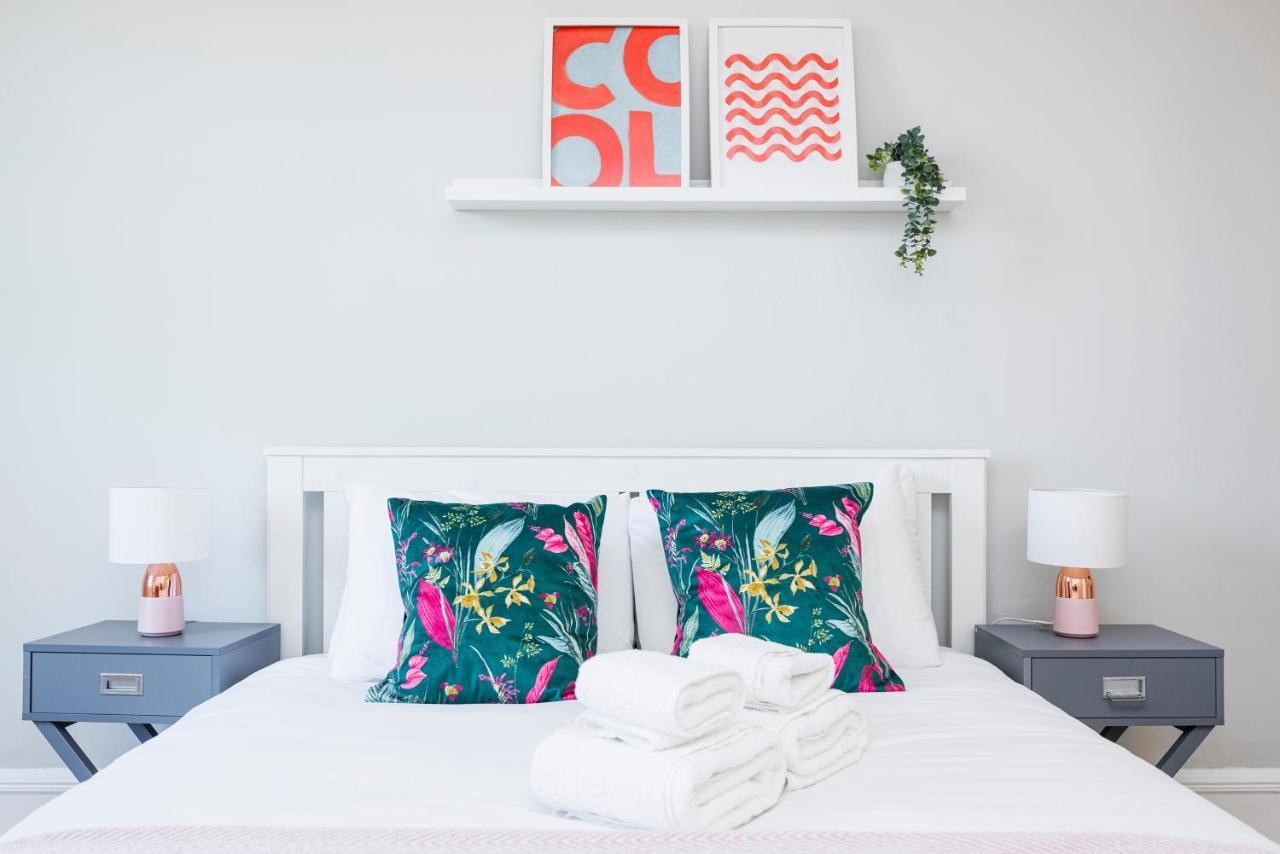 Welcomestay Colliers Wood Two Bed Apartment - Home Away From Home Лондон Экстерьер фото
